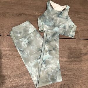 NWOT Zella Women's Blue/ Teal Tie-Dye Activewear Set